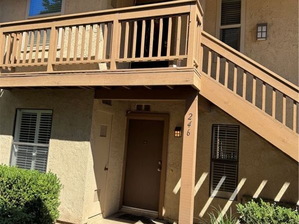 246 Orange Blossom , Unit 42, Irvine, CA 92618