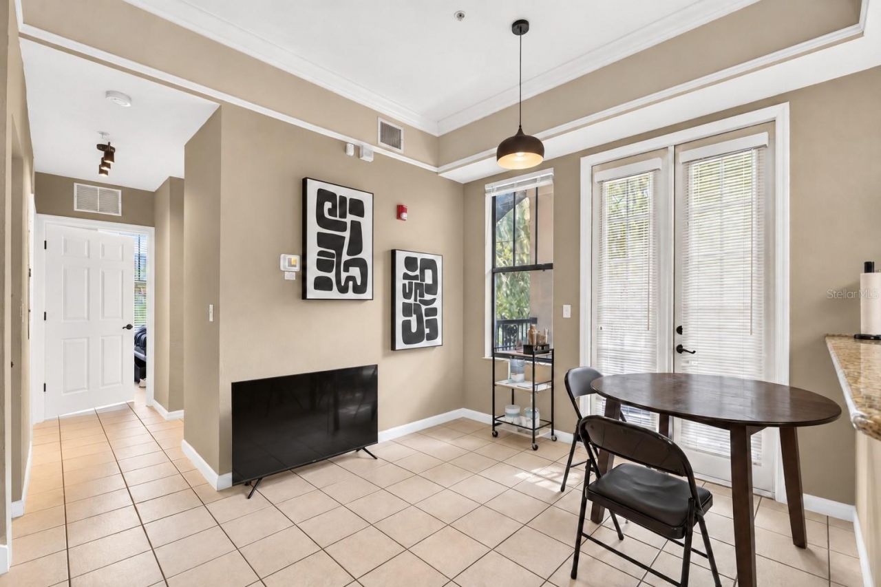 1418 NW 3rd Avenue , Unit 306, Gainesville, FL 32603 Photo