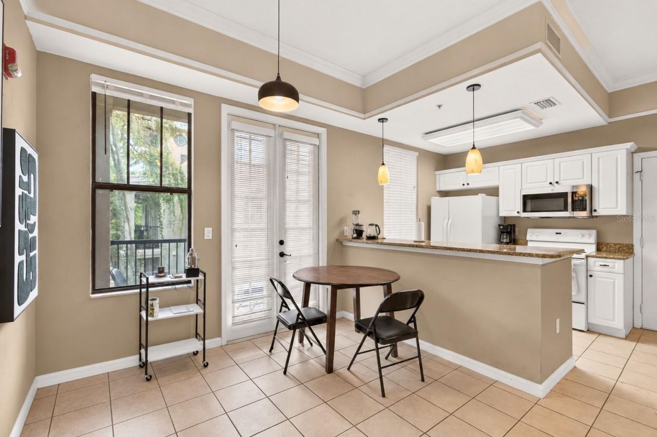 1418 NW 3rd Avenue , Unit 306, Gainesville, FL 32603 Photo