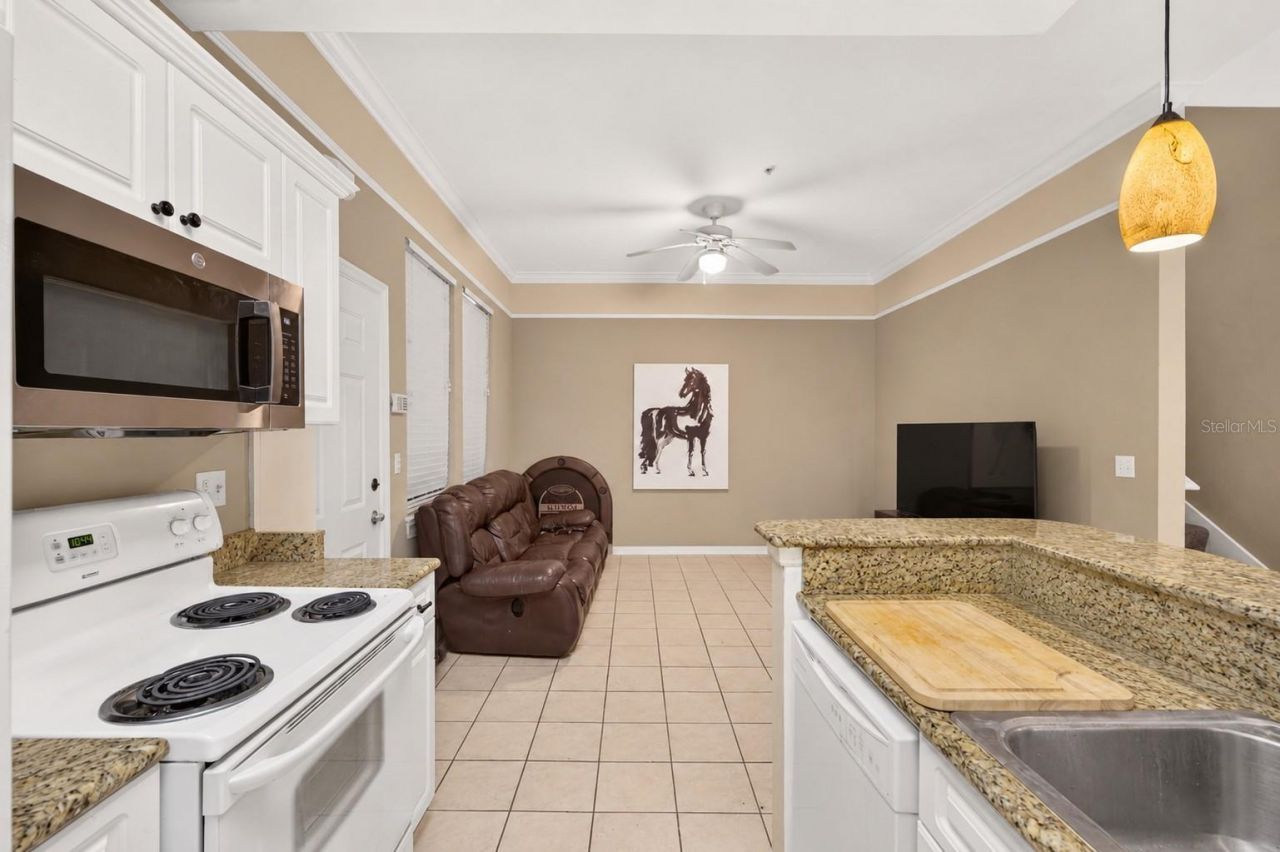 1418 NW 3rd Avenue , Unit 306, Gainesville, FL 32603 Photo