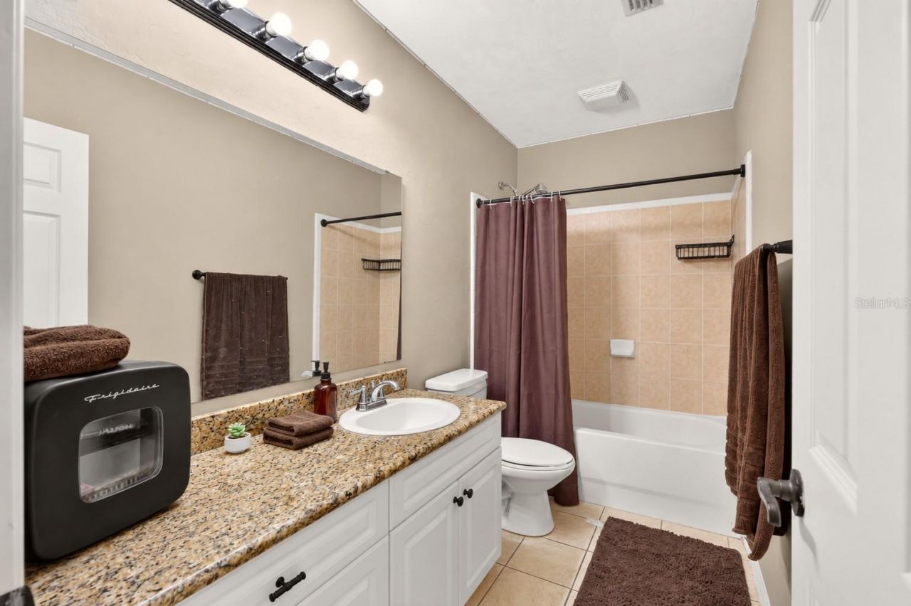 1418 NW 3rd Avenue , Unit 306, Gainesville, FL 32603 Photo