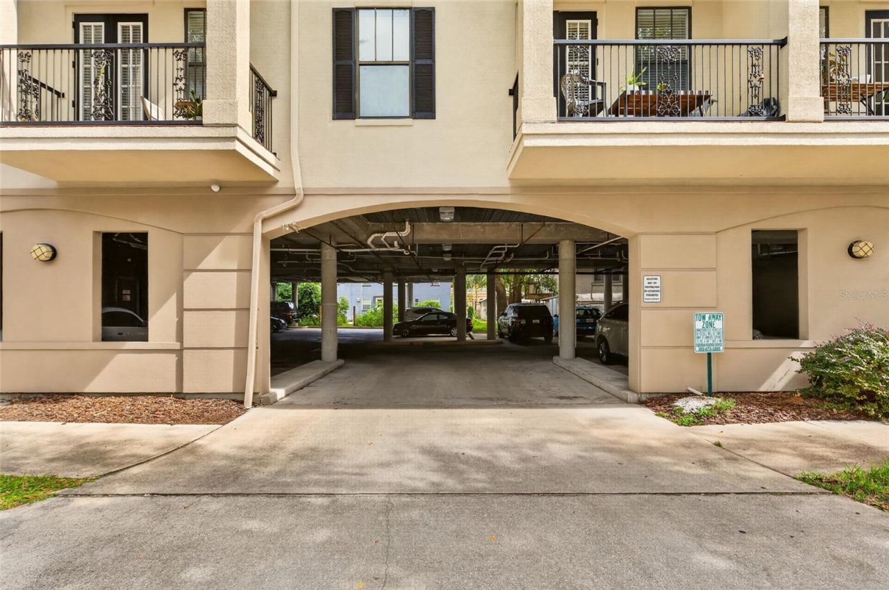 1418 NW 3rd Avenue , Unit 306, Gainesville, FL 32603 Photo