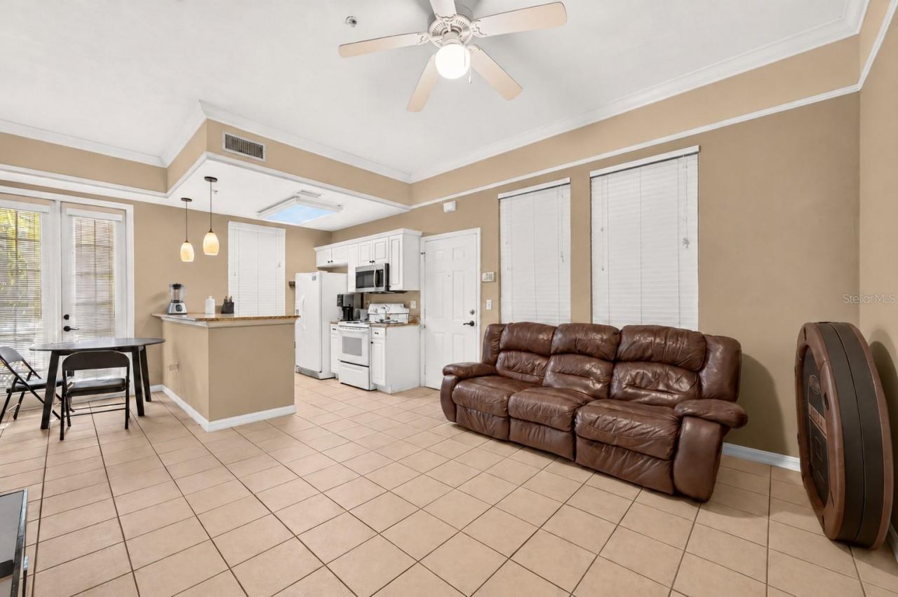 1418 NW 3rd Avenue , Unit 306, Gainesville, FL 32603 Photo