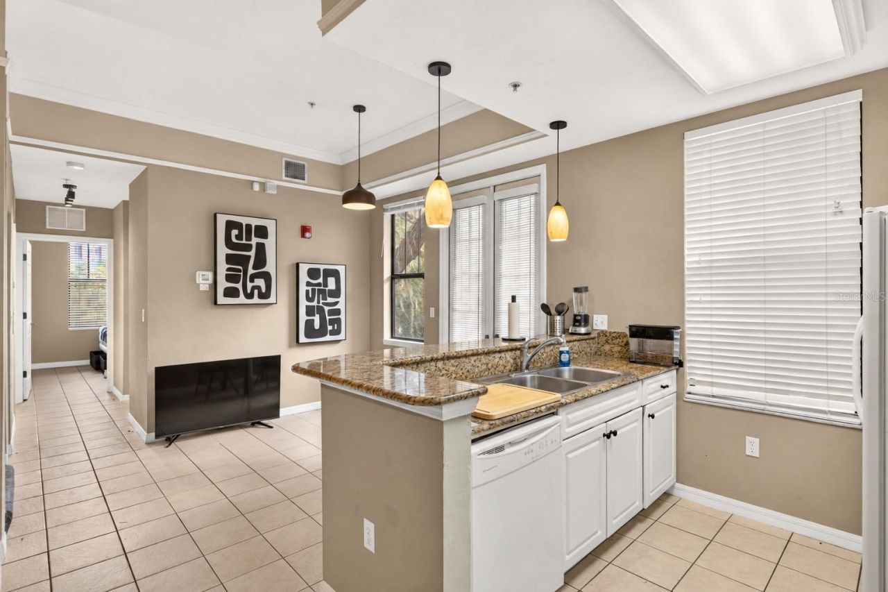 1418 NW 3rd Avenue , Unit 306, Gainesville, FL 32603 Photo