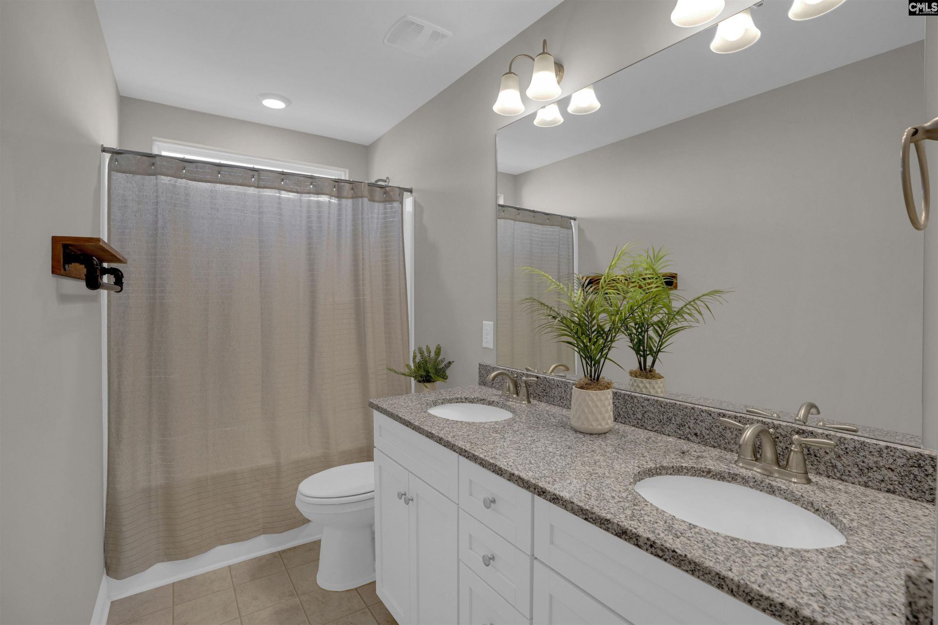 725 Chatham Court  Photo 20