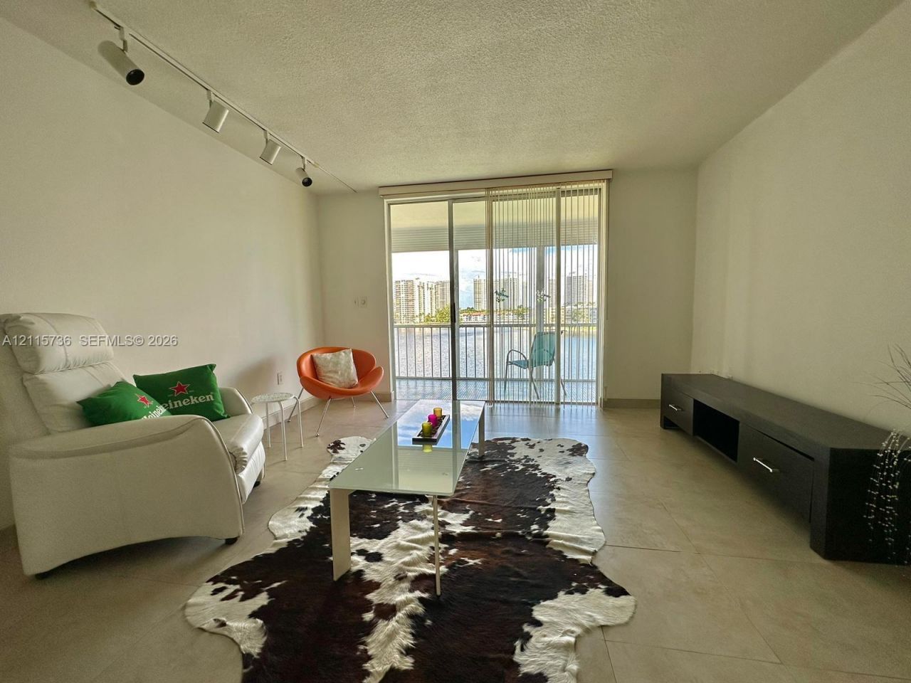 2861 Leonard Dr , Unit F605, Aventura, FL 33160 Photo