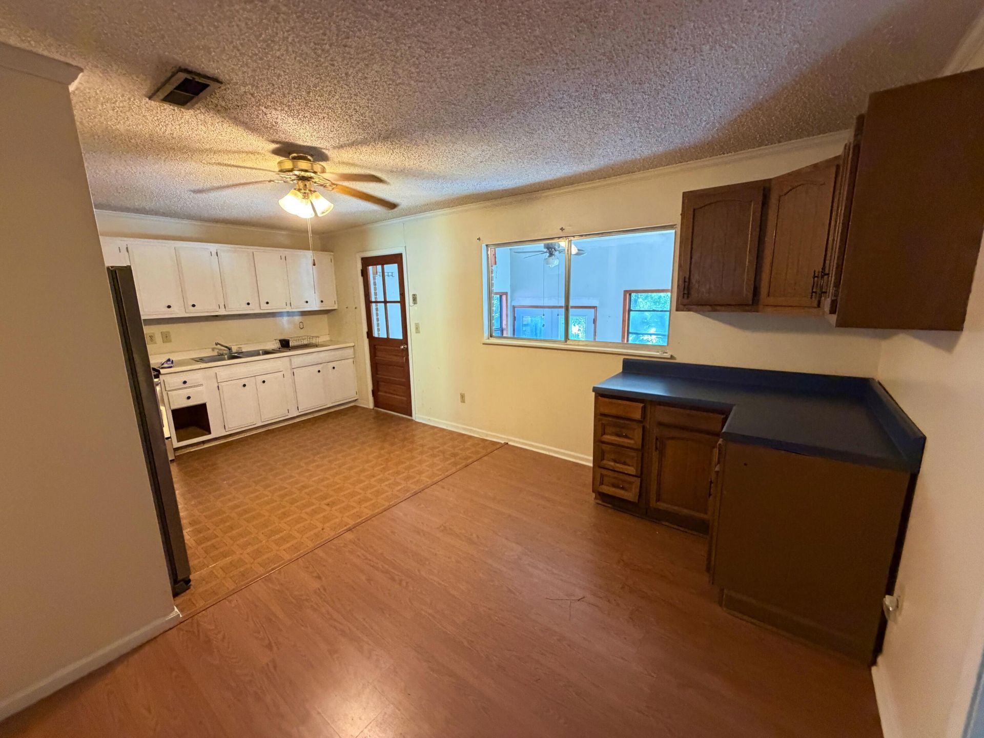 1218 Dennis Boulevard Photo 33