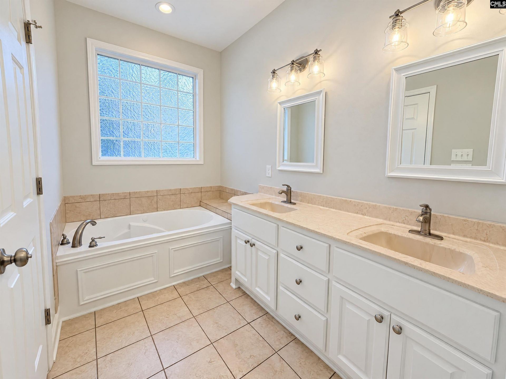 78 Mauser Drive  Photo 15