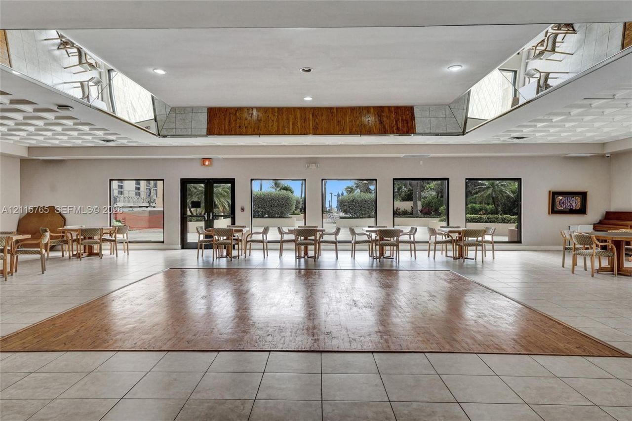 1920 S Ocean Dr , Unit 16B, Hallandale Beach, FL 33009 Photo
