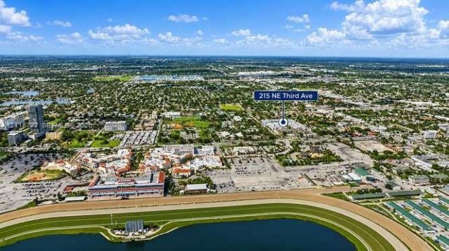 215 SE 3rd Ave , Unit 501B, Hallandale Beach, FL 33009 Photo