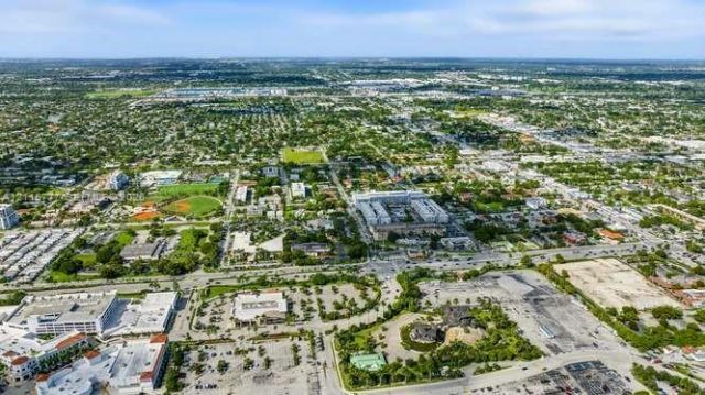 215 SE 3rd Ave , Unit 501B, Hallandale Beach, FL 33009 Photo