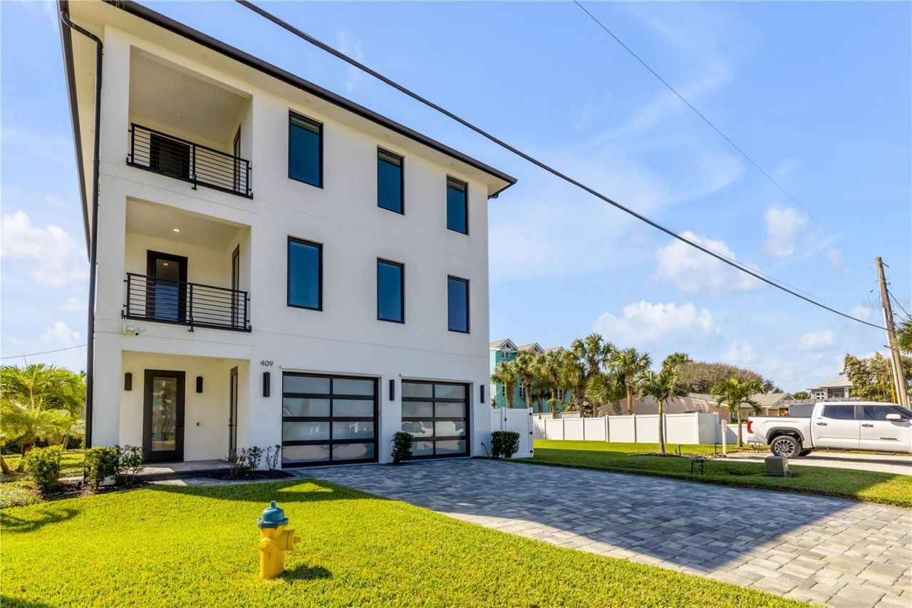 409 Lincoln Avenue , New Smyrna Beach, FL 32169 Photo