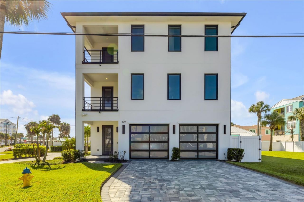 409 Lincoln Avenue , New Smyrna Beach, FL 32169 Photo