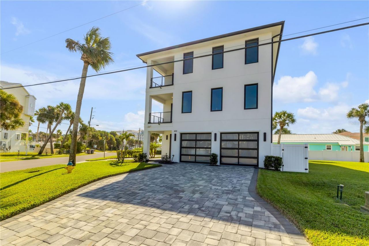 409 Lincoln Avenue , New Smyrna Beach, FL 32169 Photo