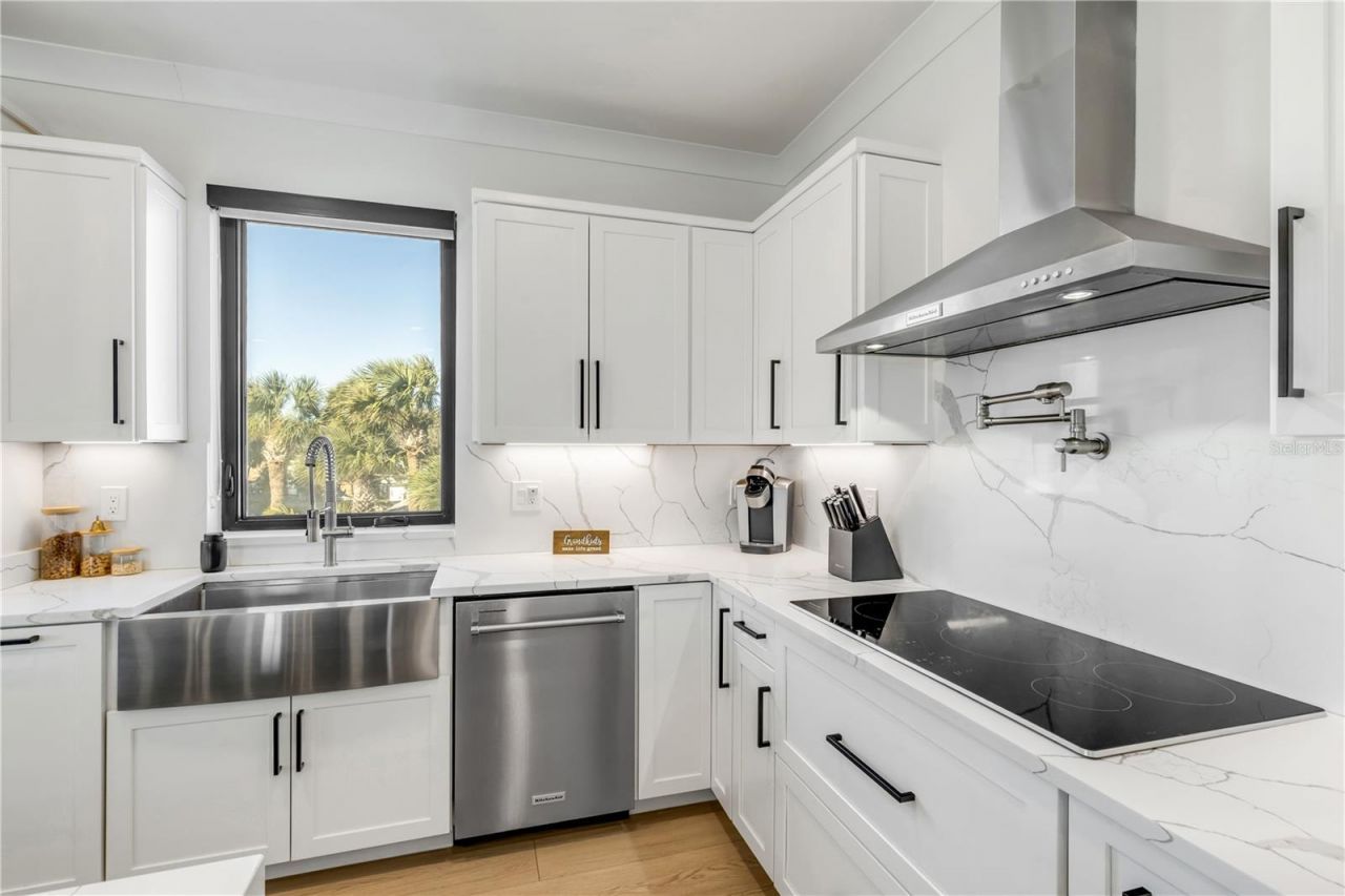 409 Lincoln Avenue , New Smyrna Beach, FL 32169 Photo