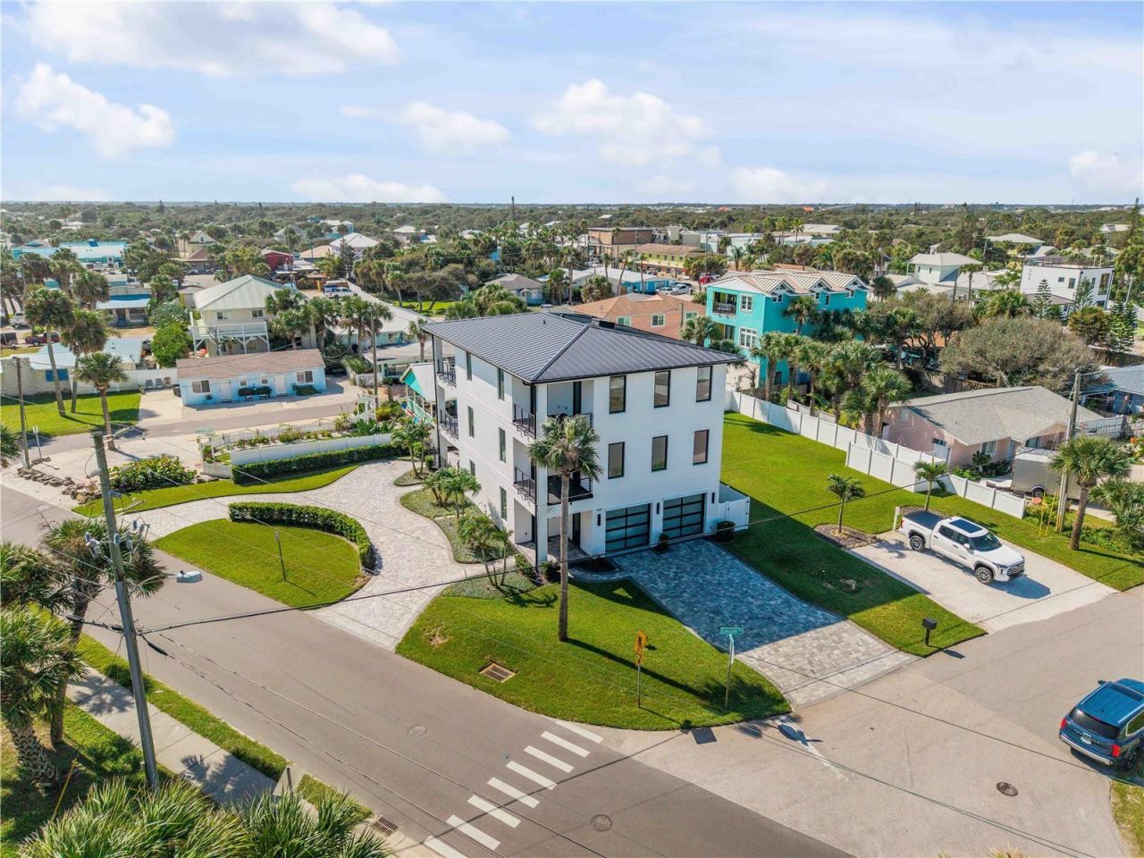 409 Lincoln Avenue , New Smyrna Beach, FL 32169 Photo