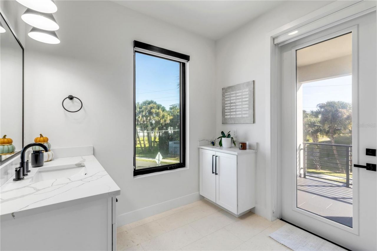 409 Lincoln Avenue , New Smyrna Beach, FL 32169 Photo