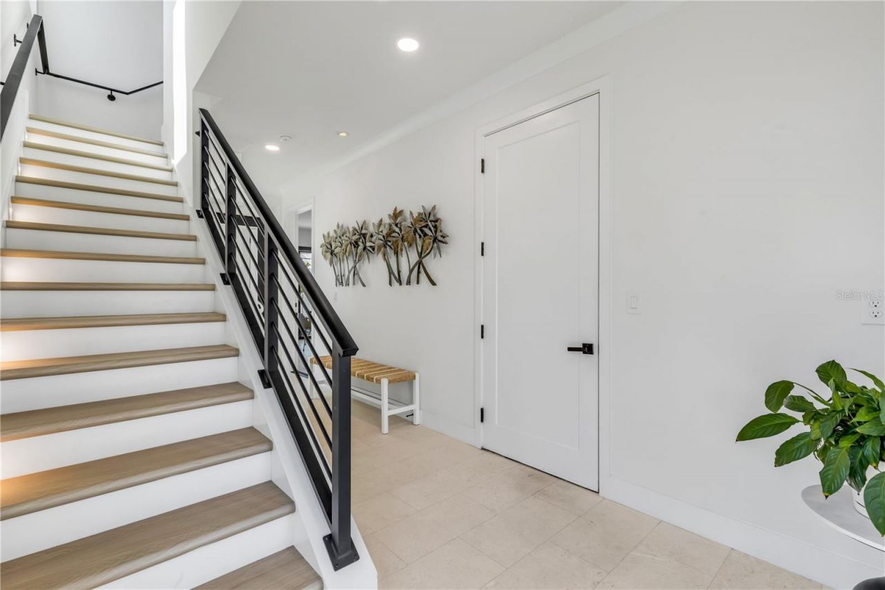 409 Lincoln Avenue , New Smyrna Beach, FL 32169 Photo