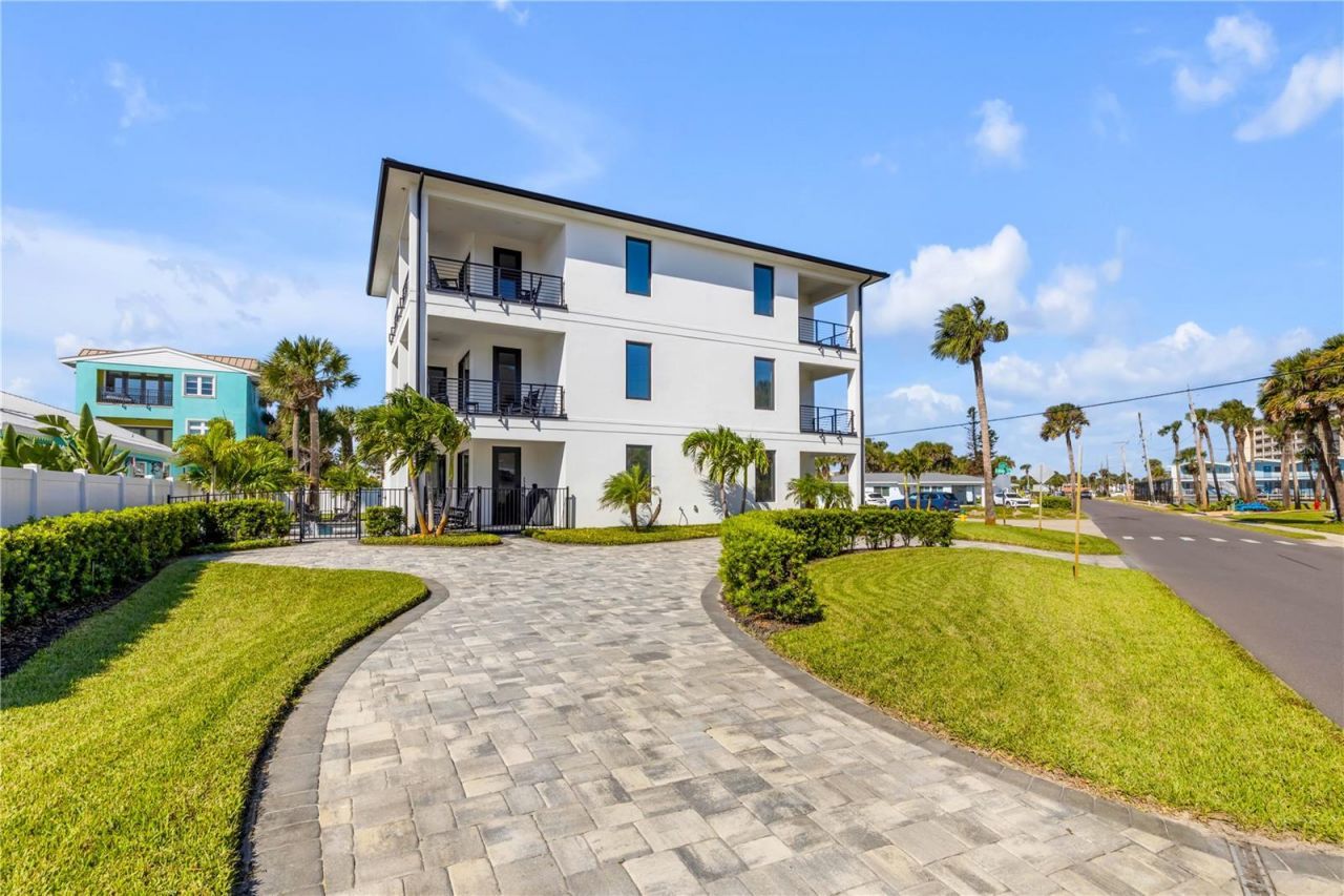 409 Lincoln Avenue , New Smyrna Beach, FL 32169 Photo