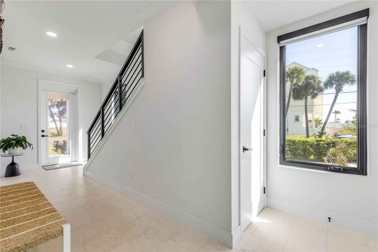 409 Lincoln Avenue , New Smyrna Beach, FL 32169 Photo