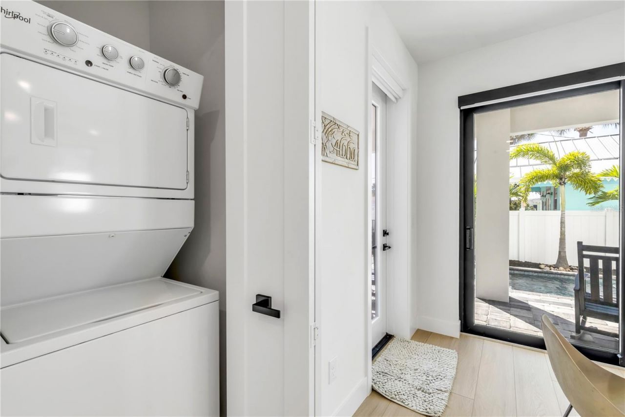 409 Lincoln Avenue , New Smyrna Beach, FL 32169 Photo