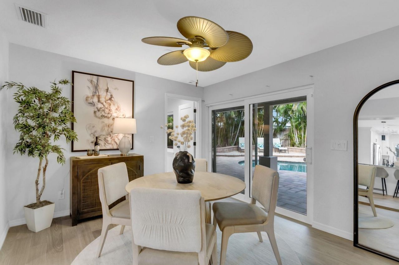 3935 W Eden Roc Circle, Tampa, FL 33634 Photo