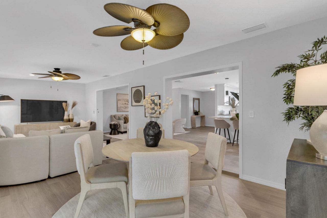 3935 W Eden Roc Circle, Tampa, FL 33634 Photo