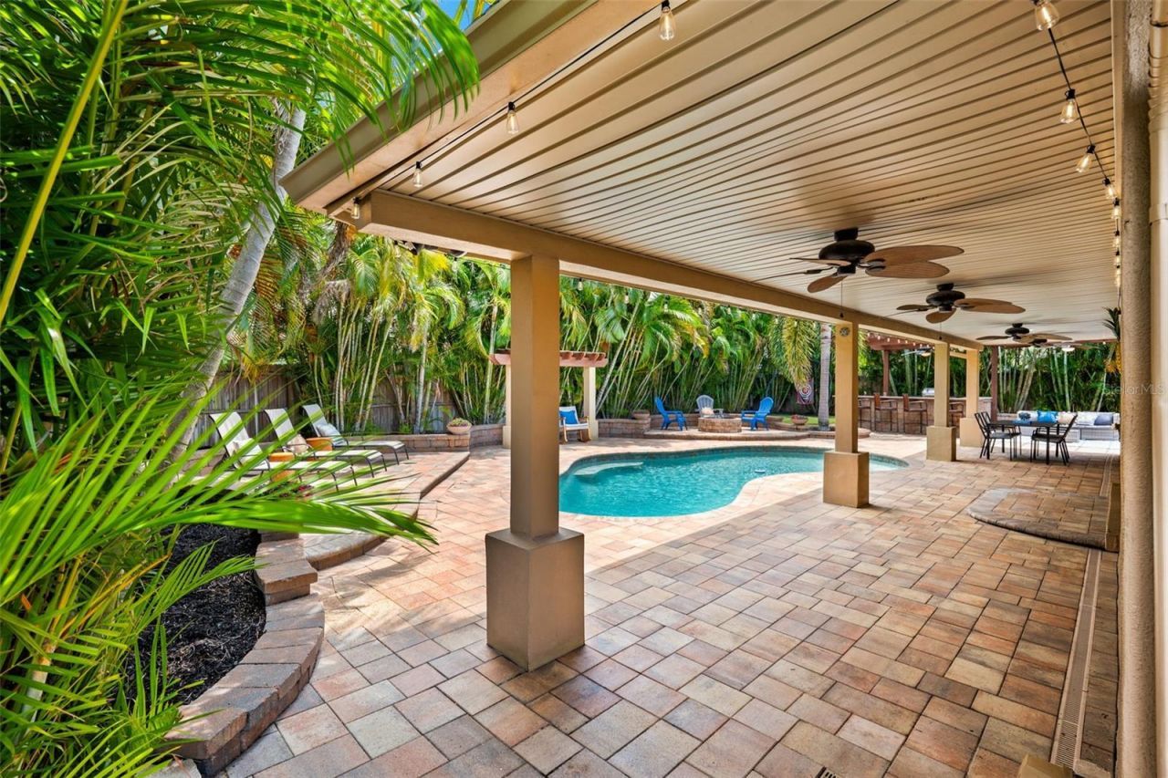 3935 W Eden Roc Circle, Tampa, FL 33634 Photo