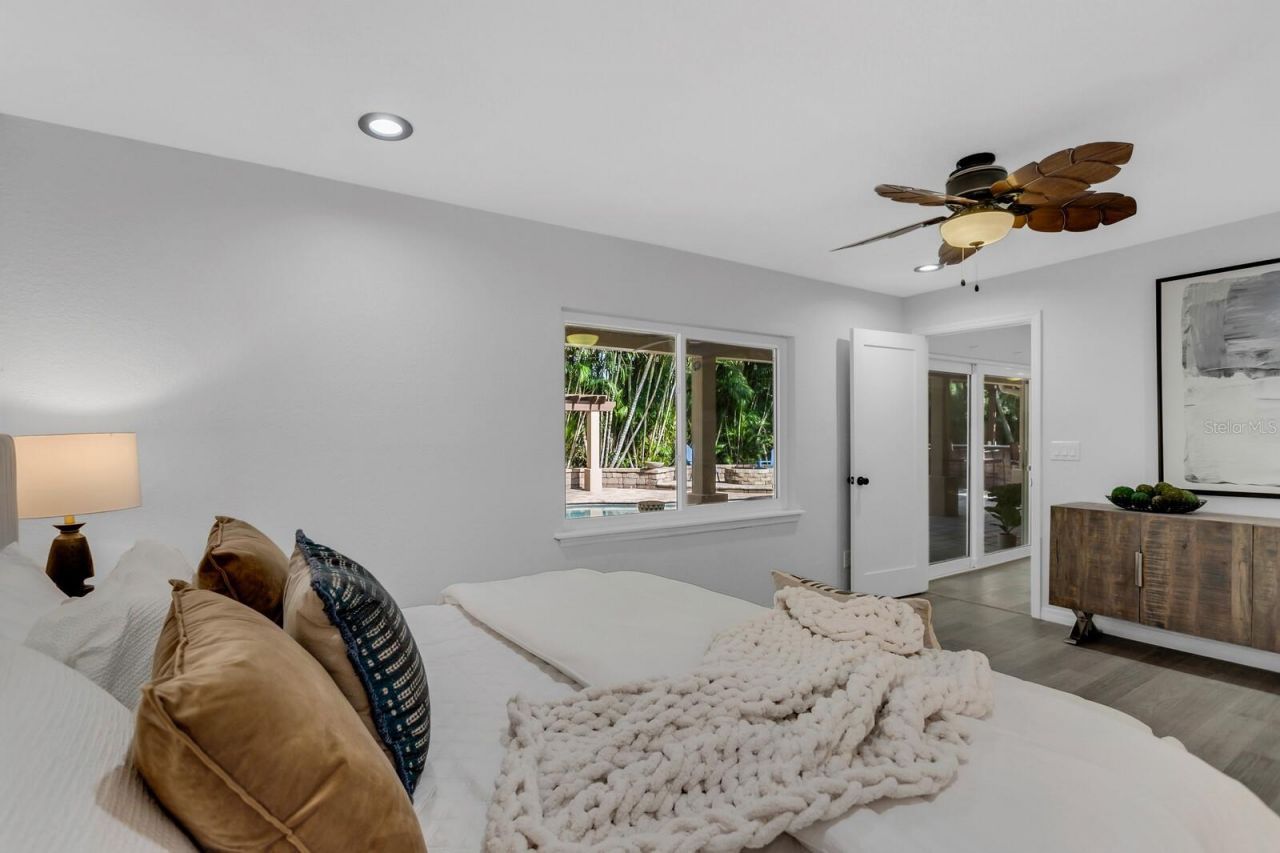 3935 W Eden Roc Circle, Tampa, FL 33634 Photo