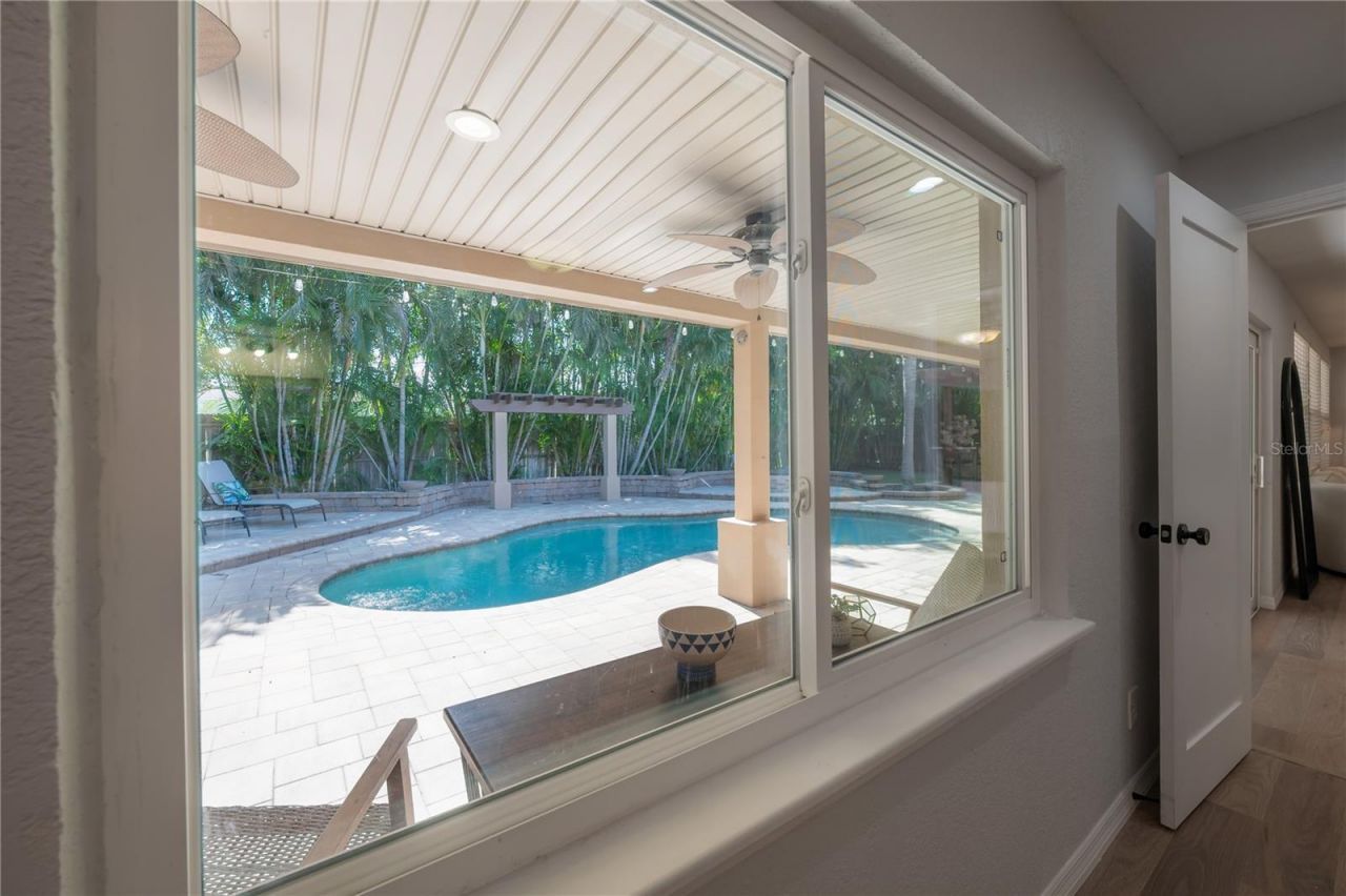 3935 W Eden Roc Circle, Tampa, FL 33634 Photo