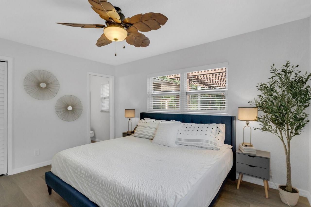 3935 W Eden Roc Circle, Tampa, FL 33634 Photo