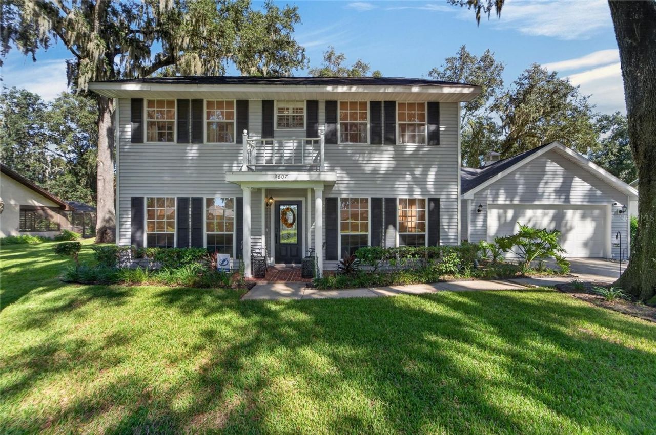 2607 Twelve Point Drive , Lakeland, FL 33811 Main Photo