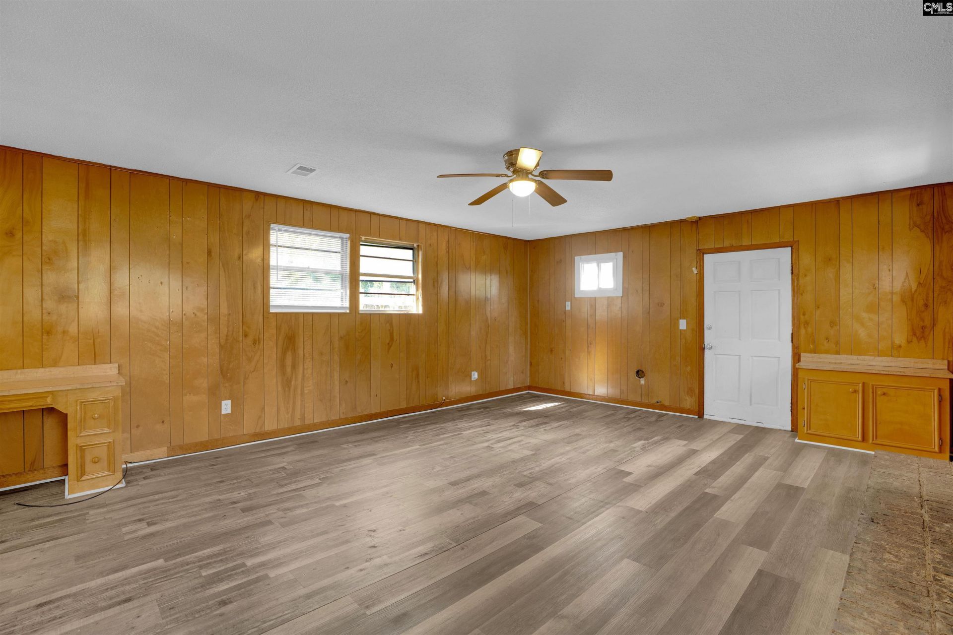 2371 Center Street  Photo 14