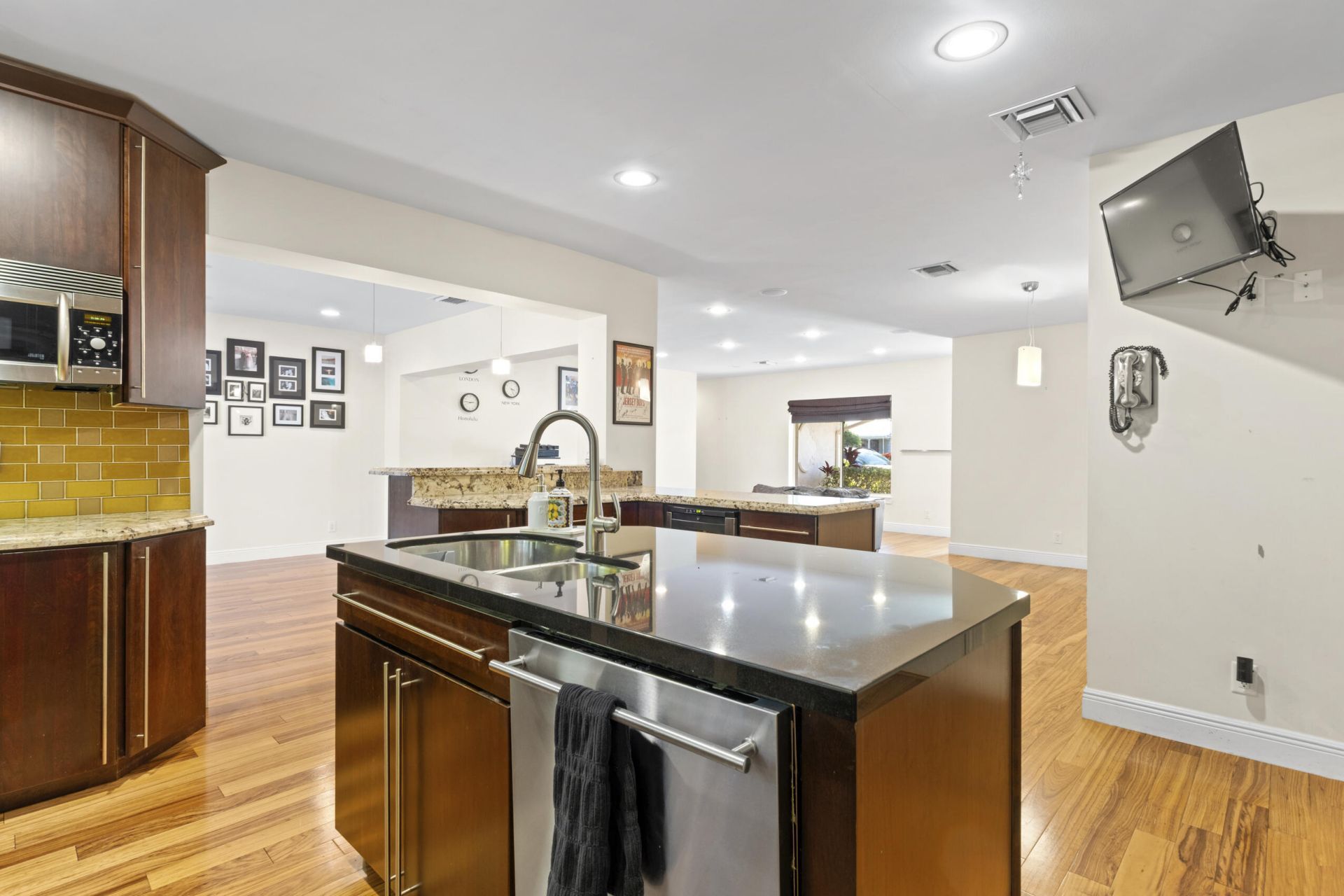 2700 NE 4th Way, Boca Raton, FL 33431 Photo