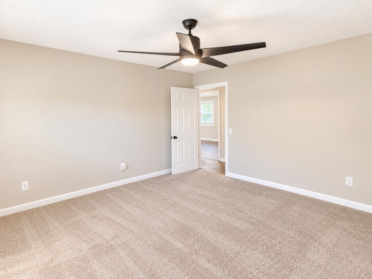 315 Woodward Boulevard Photo 10