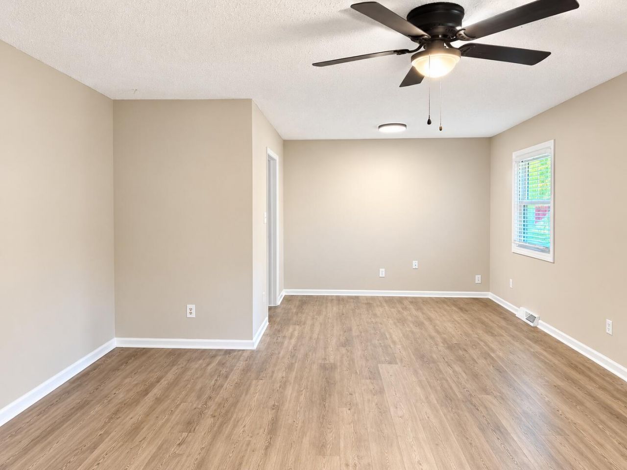 315 Woodward Boulevard Photo 4