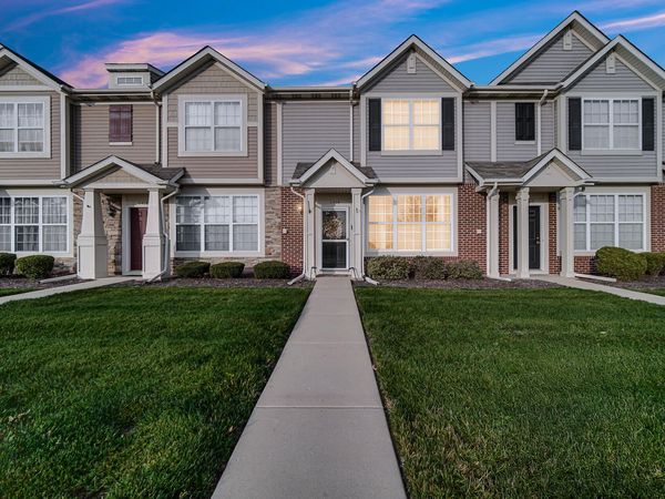 11464 Kentucky Street , Crown Point, IN 46307