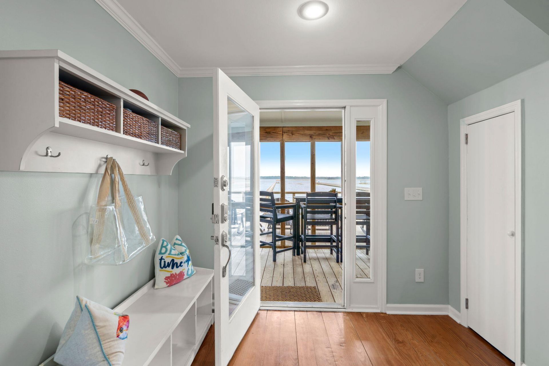 1504 Forrest Avenue Photo 43