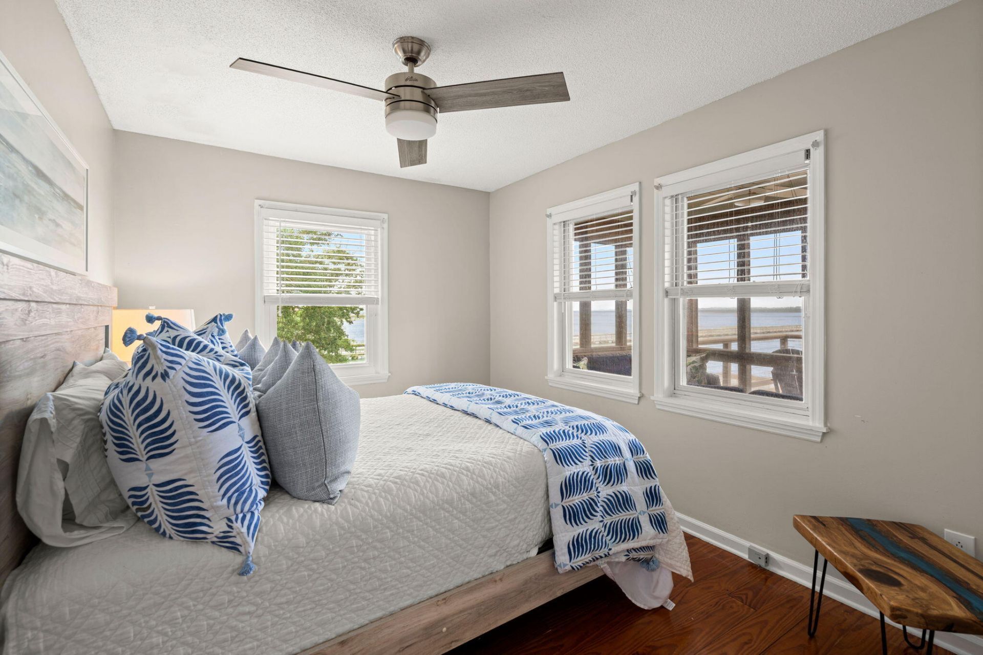 1504 Forrest Avenue Photo 57