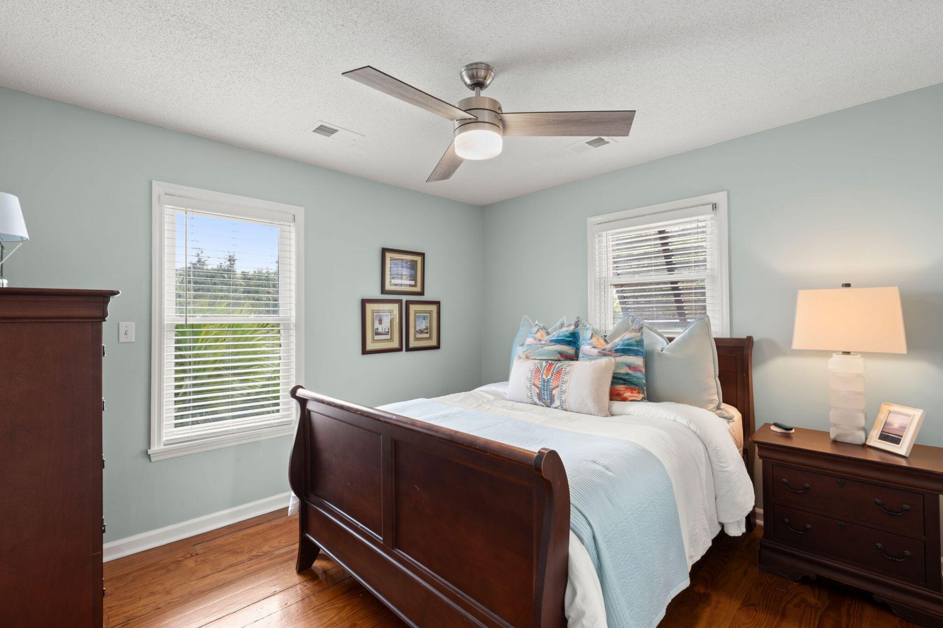 1504 Forrest Avenue Photo 64