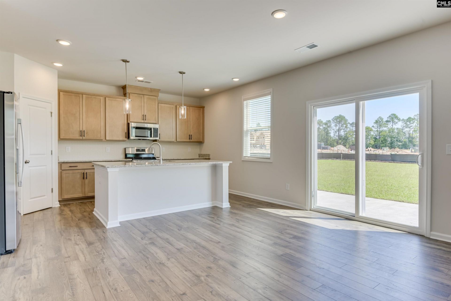 667 Griffon Drive  Photo 10