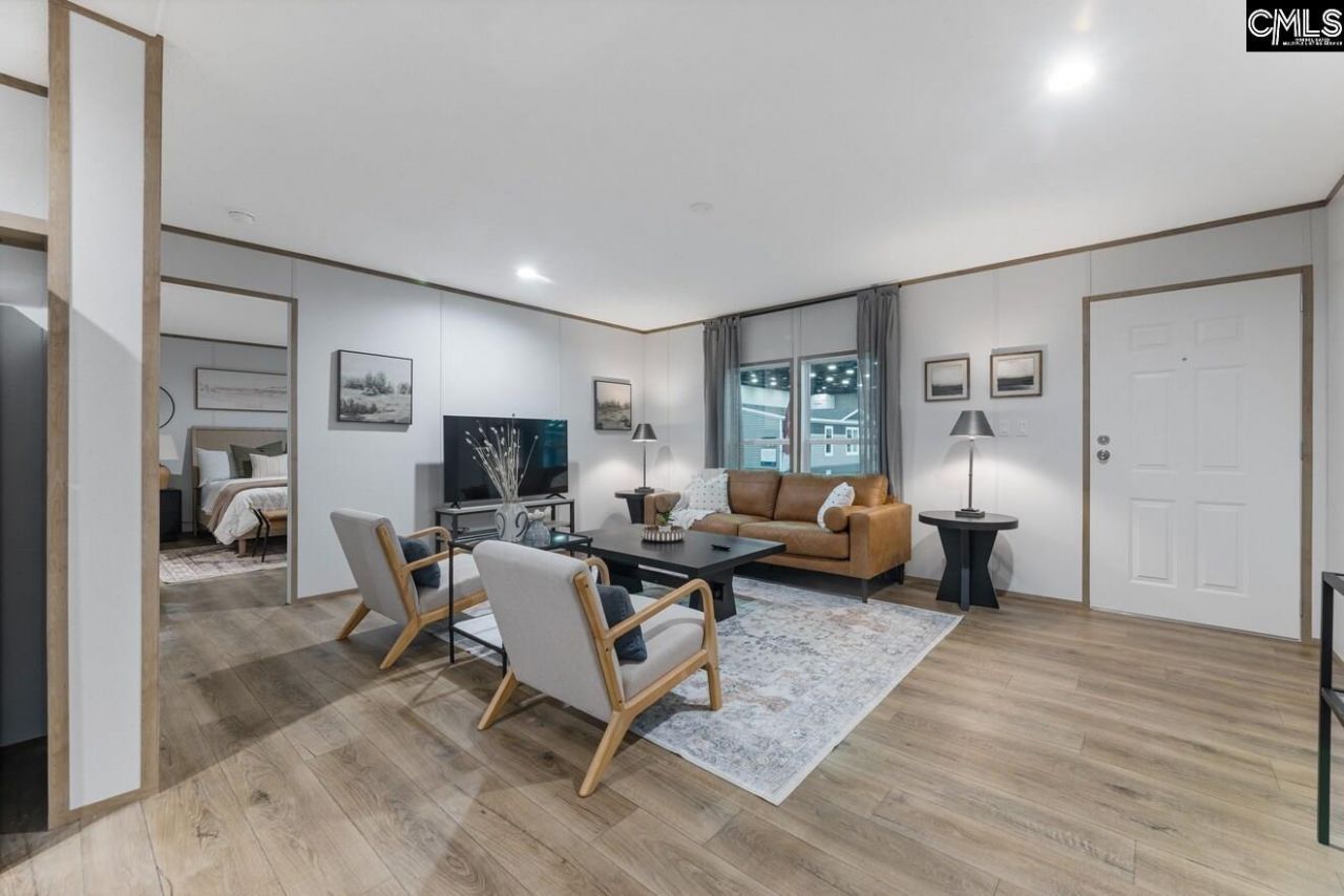 122 Victor Road  Photo 4