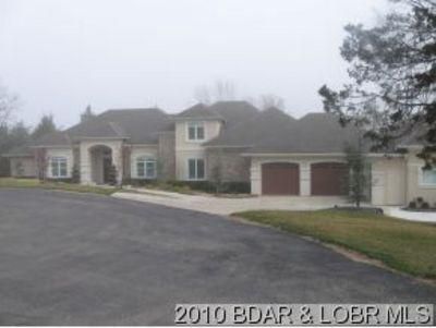 97 Nelson Ct, Lake Ozark, MO 65049 Main Photo