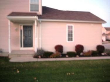 190/192/194 Meander Lane, Elyria, OH 44035