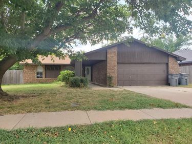 242 NE 46TH STREET, LAWTON, OK 73507