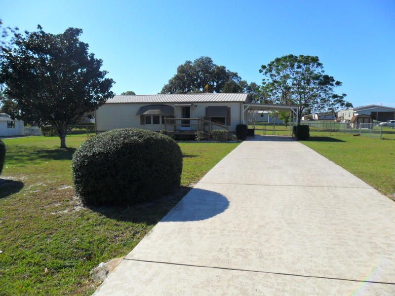 8021 Cr109b, Lady Lake, FL 32159
