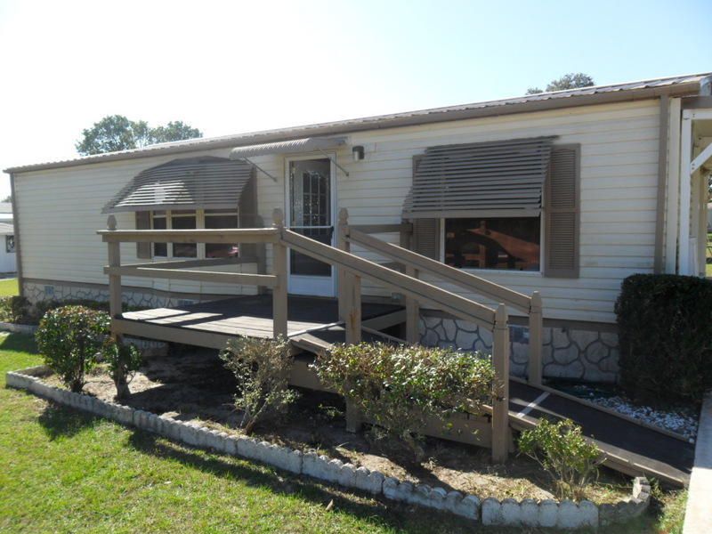 8021 Cr109b, Lady Lake, FL 32159