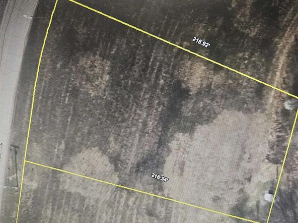 27 VOLUNTEER DR, Ripley, TN 38063