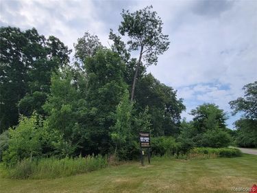 Lot 15 - Wyndam Lane, Hamburg Twp, MI 48116