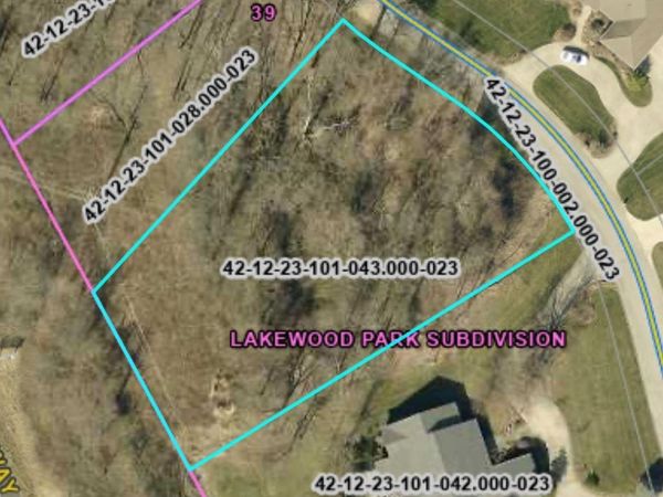 Lot 38 Lakewood, Vincennes, IN 47591